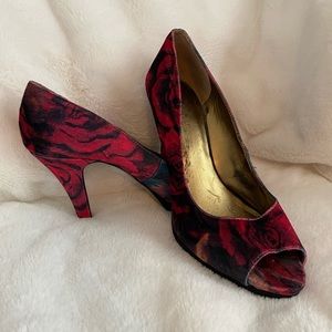 Velvet Floral Nine West Open-Toe Heels Hot Pink